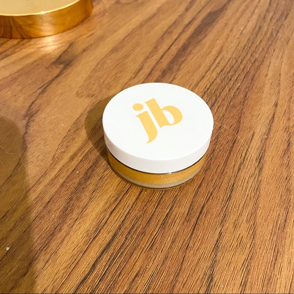 JECA BLACC GOLD TOUCH CREAM EYESHADOW AND HIGHLITGHER VEGAN AND CRUELTY FREE - Picture 3 of 6